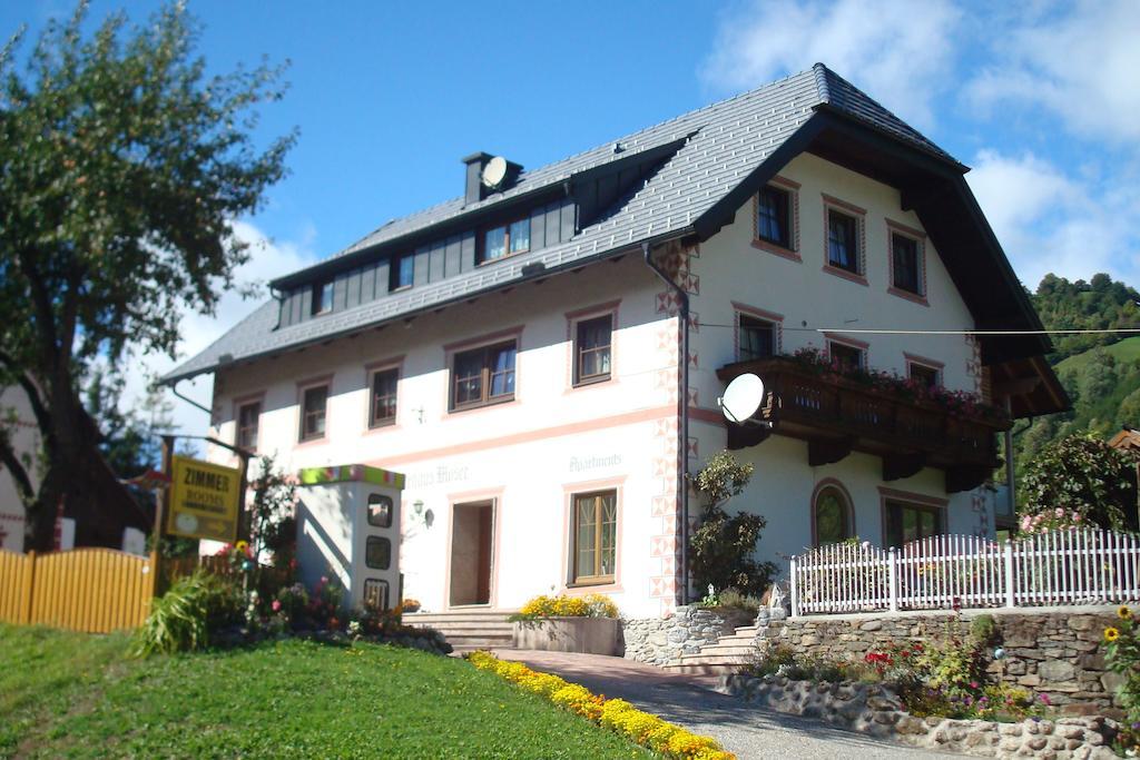 Gaestehaus Moser Ramingstein ภายนอก รูปภาพ
